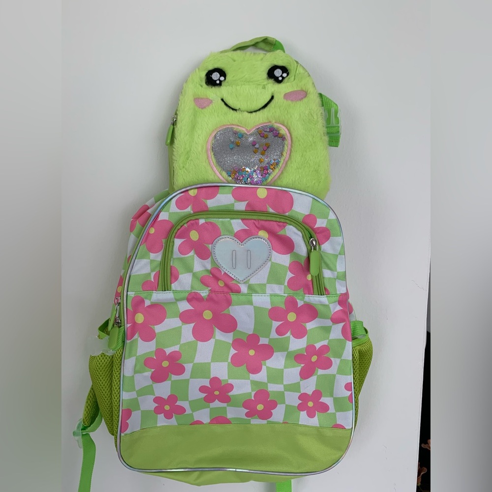 2 Books & Backpack Set - Picture 2 of 16